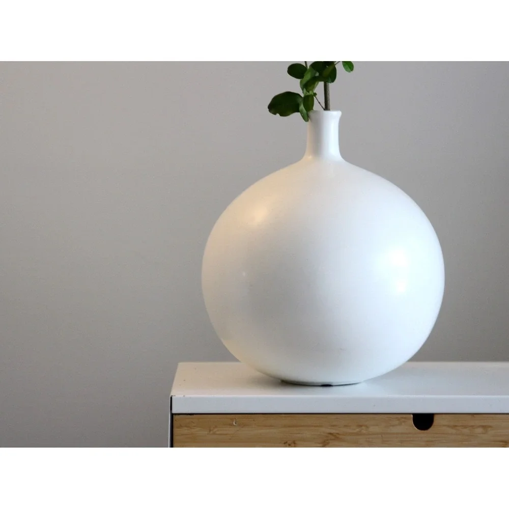 Large Textured‎ Round Ceramic Vase White 10.5